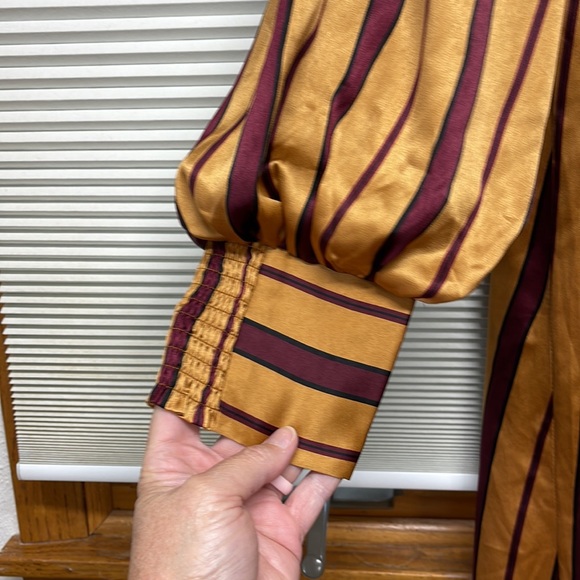 Skies Are Blue NWT Jiya Satin Striped Twist Front Maxi Dress Size Large - Picture 8 of 16